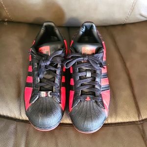 adidas Superstar x Marvel x Playstation Spider-Man: Miles Morales 2020 size 7y